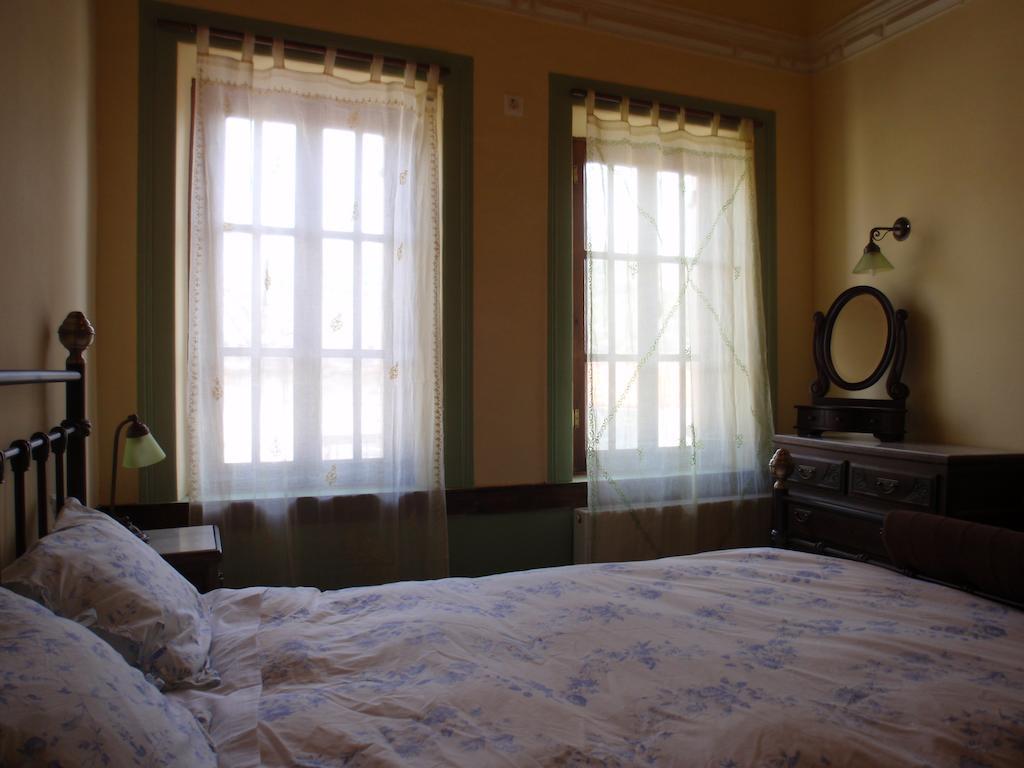 Villa Notia Skála Eresoú Pokoj fotografie